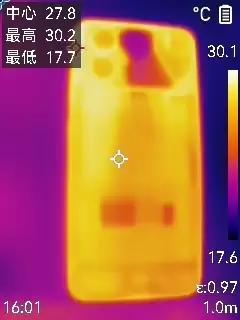 半年内没有对手!荣耀WIN RT评测:2699元首发1万mAh大电池 这才是性价比电竞机!