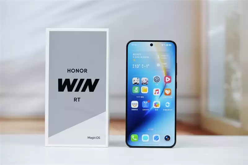 半年内没有对手!荣耀WIN RT评测:2699元首发1万mAh大电池 这才是性价比电竞机!