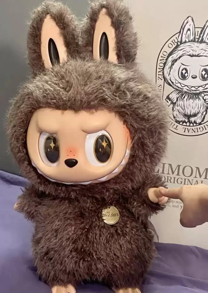 Labubu盲盒价格雪崩:隐藏款跳水超90%,囤货者血亏抛售