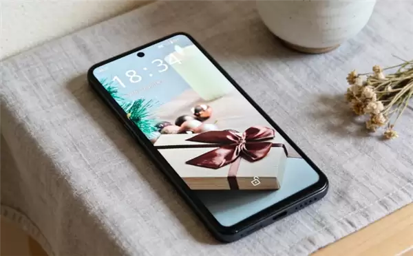 TLCD手机开启众筹：天玑8300+6.95英寸LCD屏