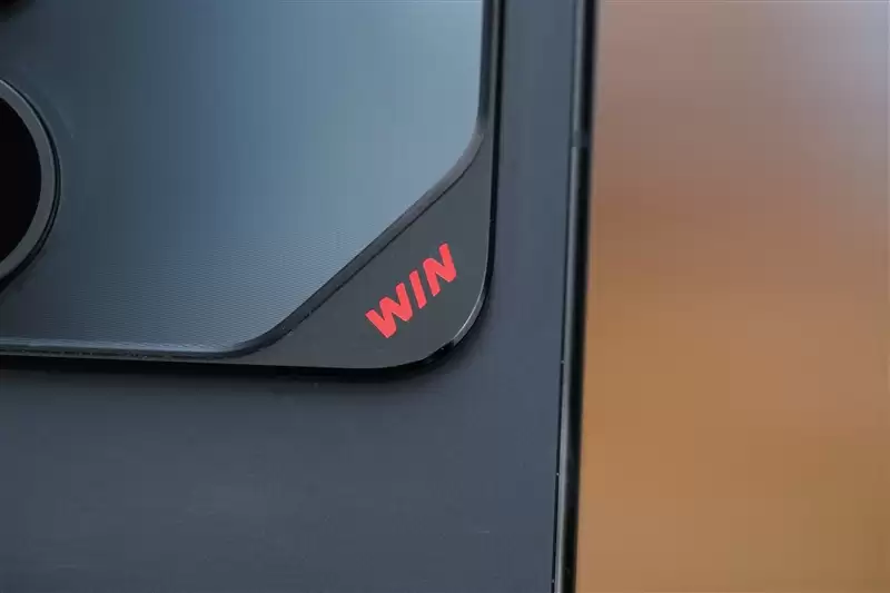 首发10000mAh大电池!荣耀WIN全面评测:原以为续航无敌 没想到性能释放更是不讲道理!