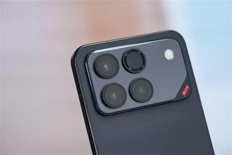 首发10000mAh大电池!荣耀WIN全面评测:原以为续航无敌 没想到性能释放更是不讲道理!