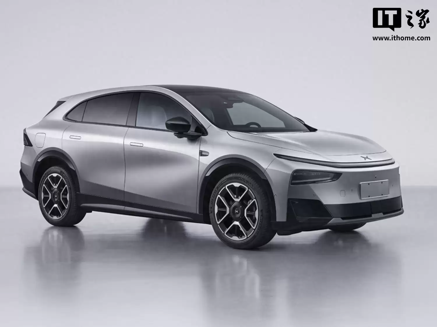 小鹏 G7 超级增程 SUV 登场，综合续航做到全球最长 1704 公里