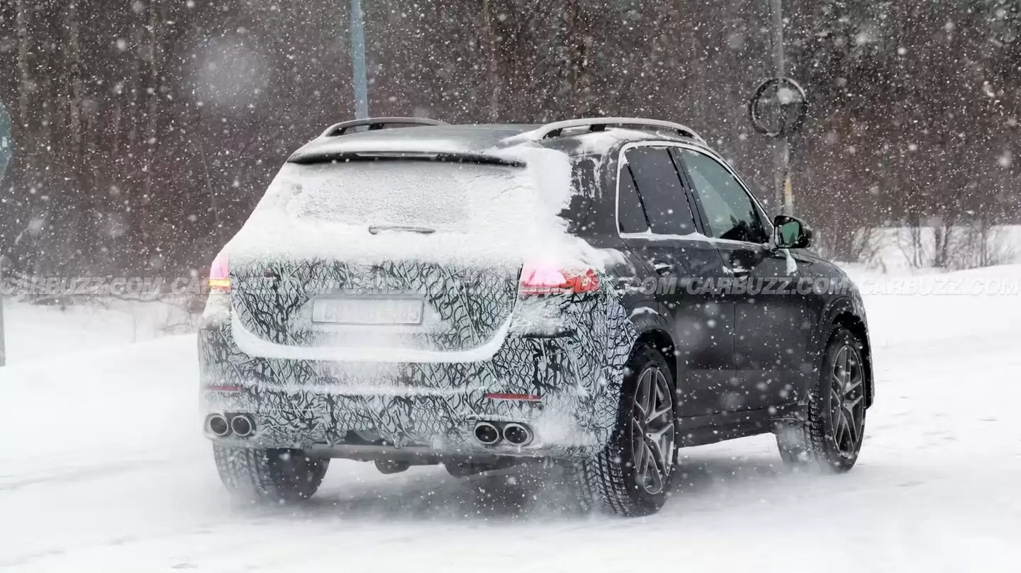 梅赛德斯-AMG GLE 53 改款车型路测谍照曝光:429 马力 +48V 轻混