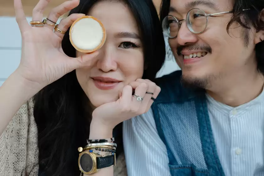 老友饭局实拍：尼康Z6Ⅲ定格觥筹交错的温暖