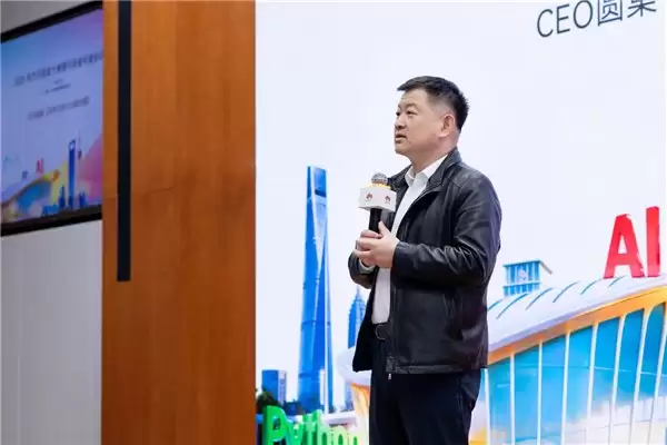 华为云 CEO 周跃峰谈 AI:拒绝“泡沫化”,让每个 Token 真正提升行业生产力