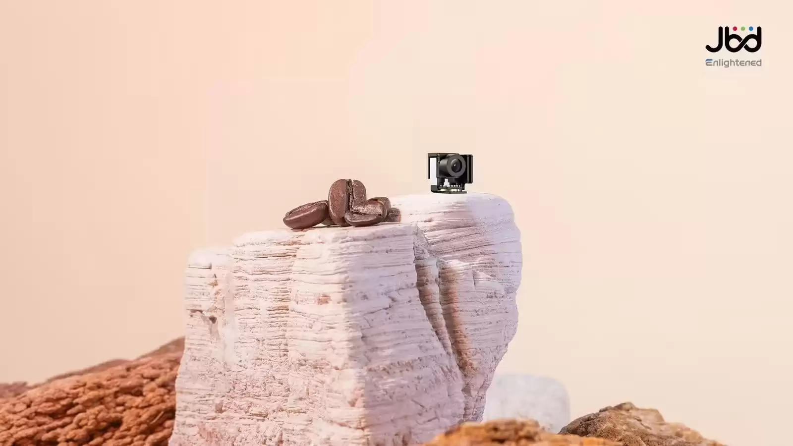 JBD发布“走鹊Ⅰ”Micro LED彩色光引擎：体积仅0.2立方厘米，重量仅0.5克