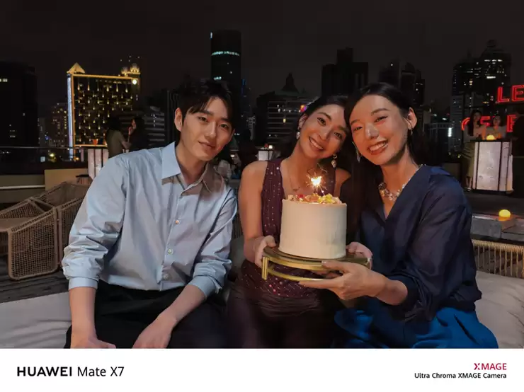 年末换机节点：高端用户走向折叠屏时代，华为Mate X7成为参考样本