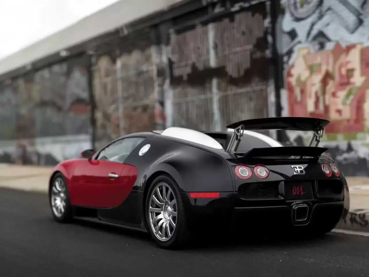 全球限 1 辆：布加迪下月将推孤品超跑，致敬传奇威龙 001 号