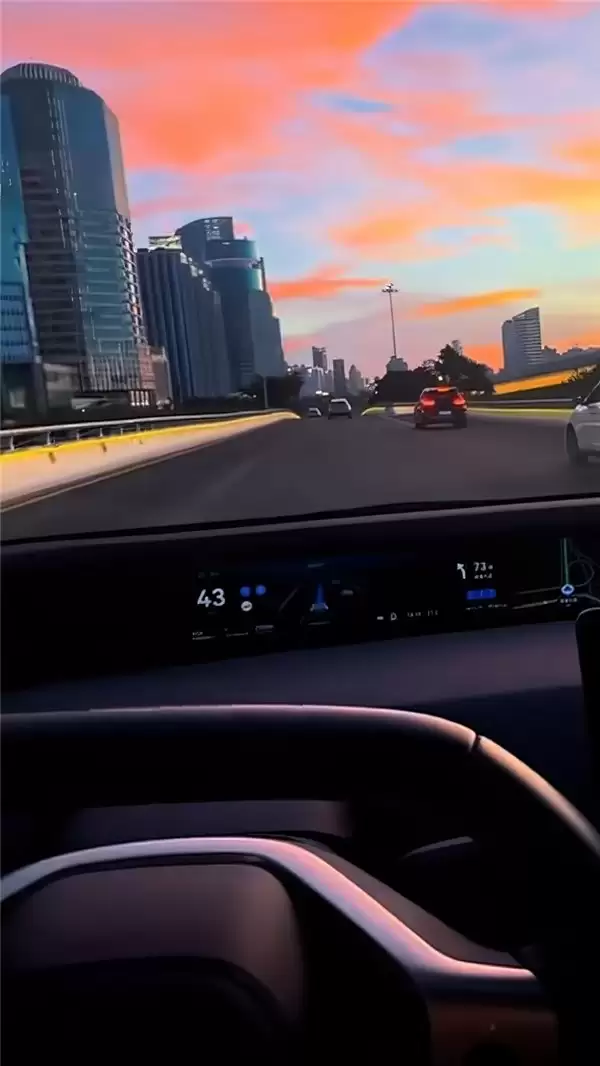 让技术有温度,让旅程有记忆|华为乾崑年度视频全景呈现科技出行