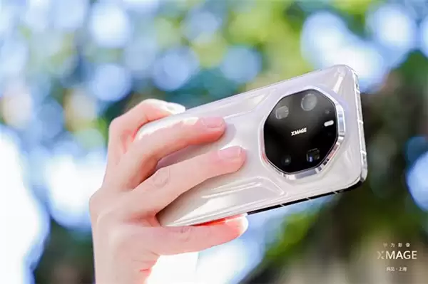 从“看见”到“共见”:XMAGE 共见与华为 Mate 80 系列的年终影像叙事