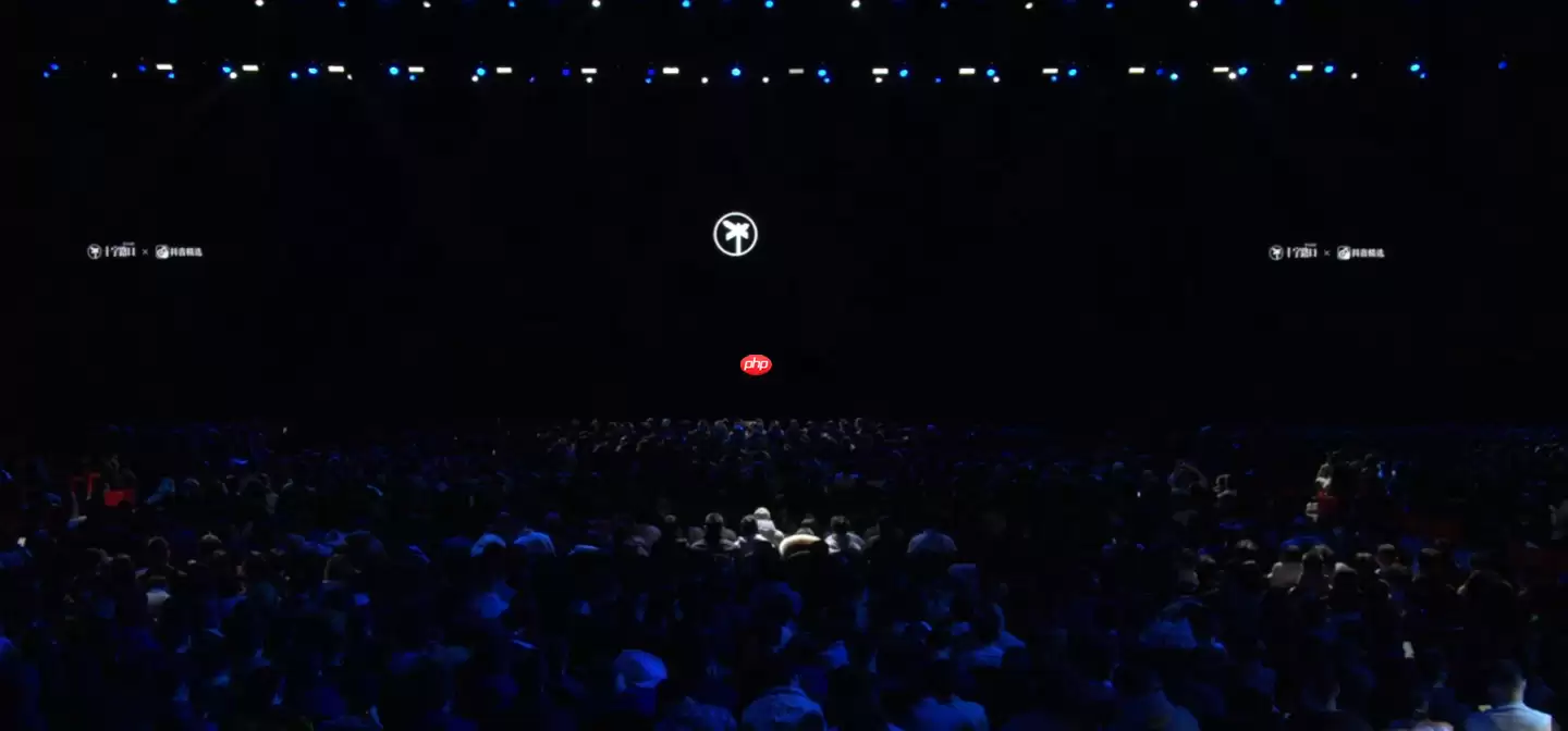 时隔 7 年再办“科技春晚”，罗永浩为延迟超 40 分钟开场致歉