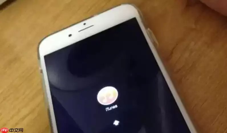 手机整晚充电对电池好不好? 讨论过充保护的有效性