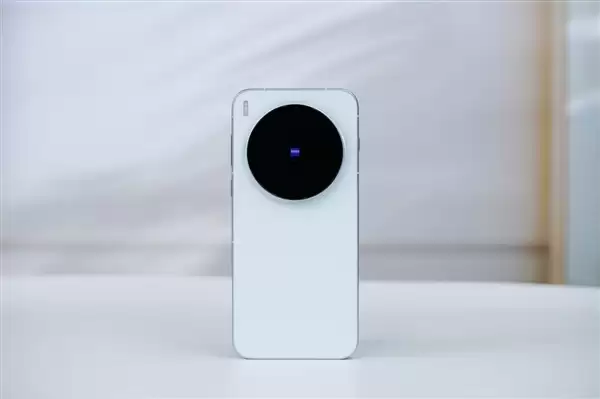 全球第二！vivo X300 Pro DXO影像得分171：超越iPhone 17 Pro