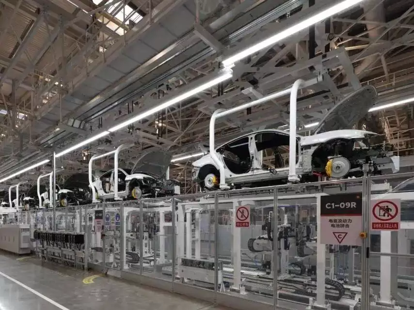 小米超级工厂生产线