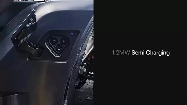 特斯拉Semi电动卡车充电视频流出：1.2 MW极速补能