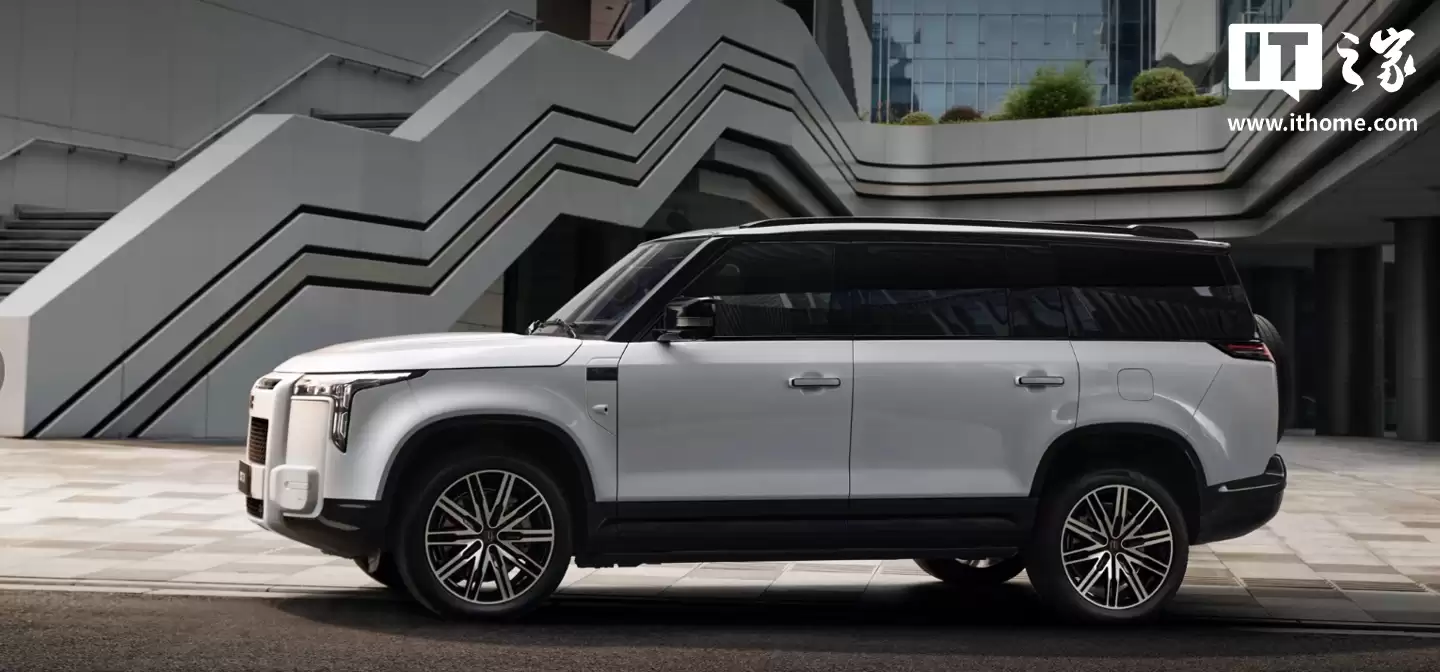 极石汽车 12 月交付 2528 辆创新高，2025 全年暴涨至近 3 倍