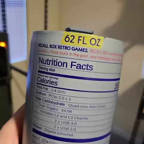 藏在“红牛易拉罐”中的迷你主机：高玩硬核改装树莓派，可运行多款经典游戏