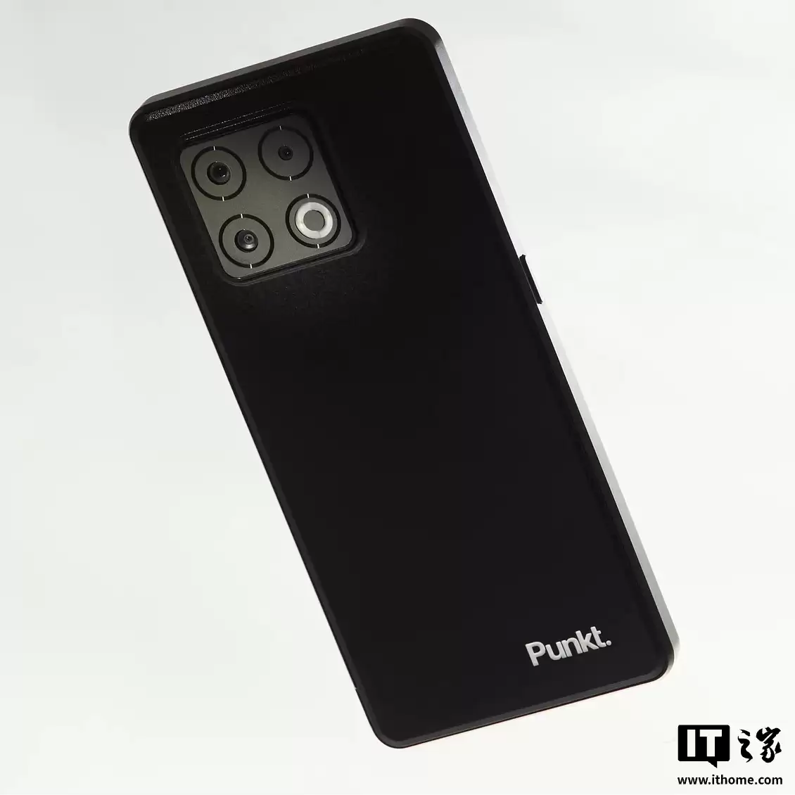 厂商 punkt. 推出“隐私手机”MC03，699 欧元 + 一年后每月 10 欧元订阅