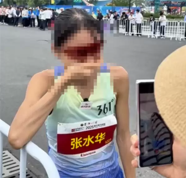 “最快女护士”张水华宣布辞职：不悔来时路 不惧新征程