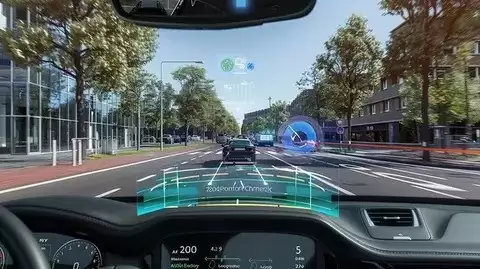 智能座舱加速演进:集成化、多模态、AI驱动的沉浸式交互新体验