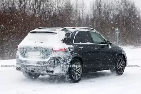 奔驰AMG GLE 53将迎2026改款:新星形灯+大格栅