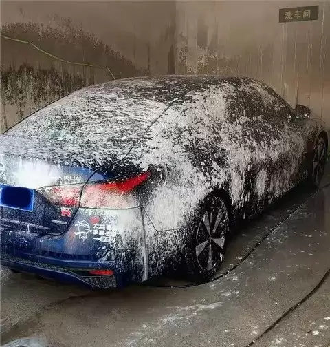元旦洗车迎新年,天籁焕新启程