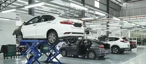 新车保养如何选择？原厂与外部维修的权衡之道