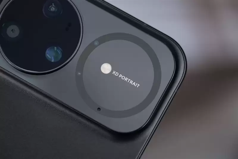 前后双红枫上阵 华为nova 15 Ultra全面评测:年轻人的影像轻旗舰!