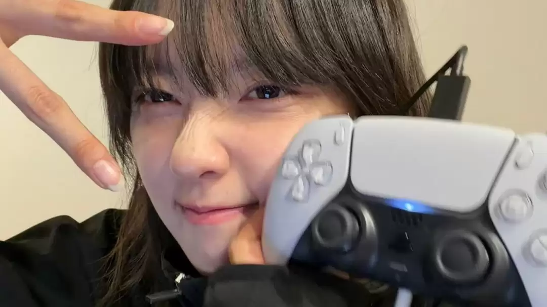 加藤小夏跨年直播通关寂静岭f引百万围观