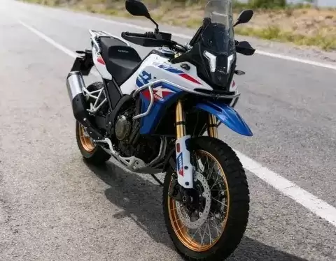 凯越800x发布：轻量化ADV新标杆，2026年上市