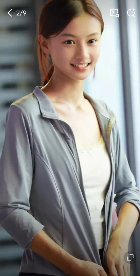 因神似张柏芝、杨颖走红网络!15岁女孩“七七”进组拍戏