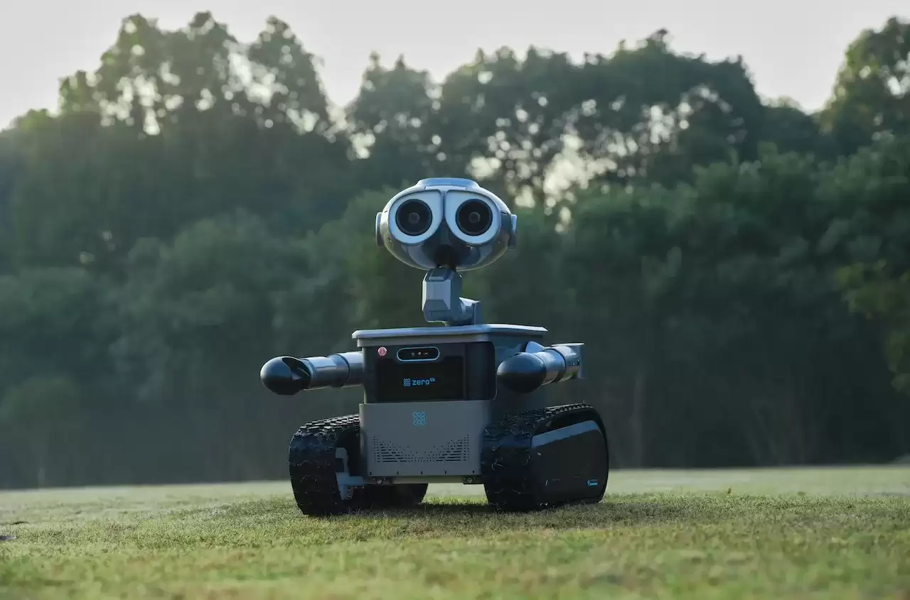 Zeroth元点智能推出“现实版瓦力机器人”:能搬东西能当主持人