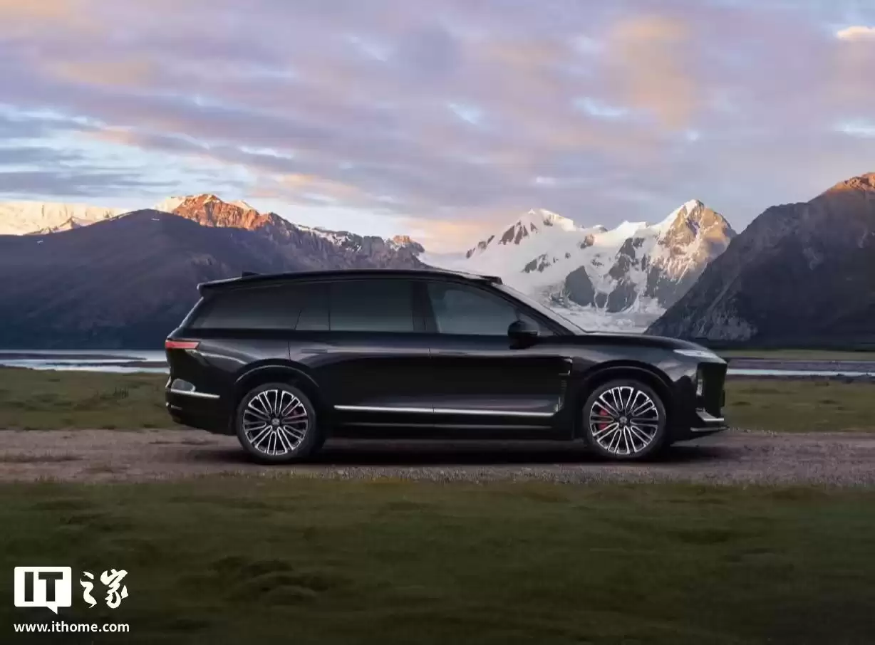 蔚来宣布第100万台量产车下线:从ES8到全新ES8,用时8年