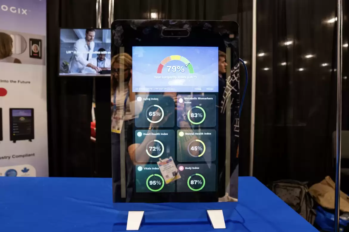 您看这个面相：Nuralogix Longevity Mirror 智能镜子亮相 CES 2026，可“扫脸获取长寿评分”