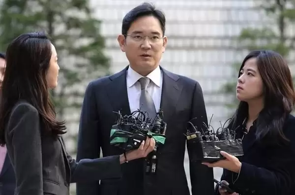 李在镕在北京买了100个Labubu引热议 三星辟谣:未购买任何商品