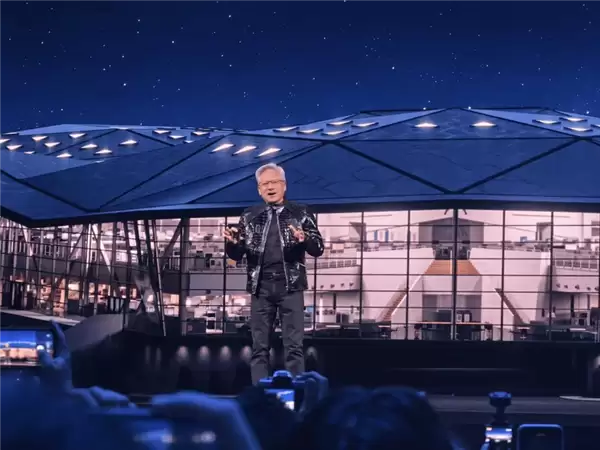 “会思考”的自动驾驶来了：奔驰CLA首家换上英伟达Alpamayo平台！