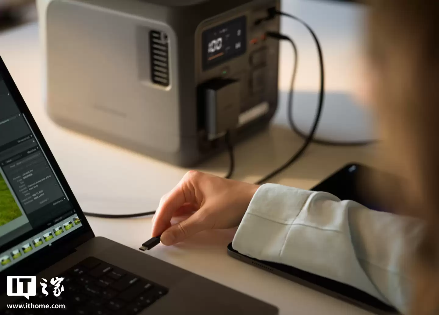 大疆 Power 1000 Mini 户外电源发布:内置1度电、稳定输出1000W功率,2099元起