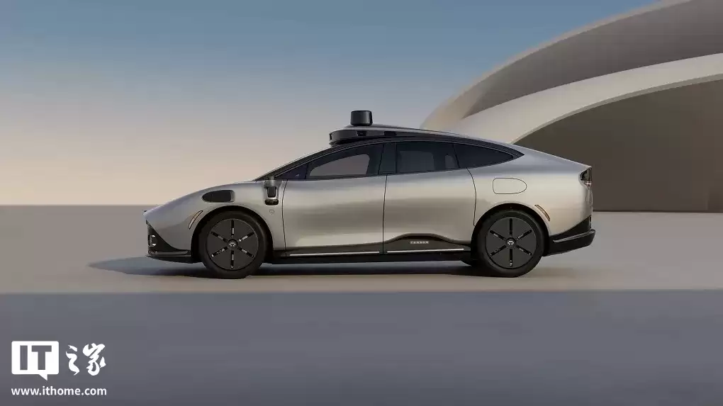 全球首款自动驾驶可折叠方向盘问世，可自动收起为乘客腾空间