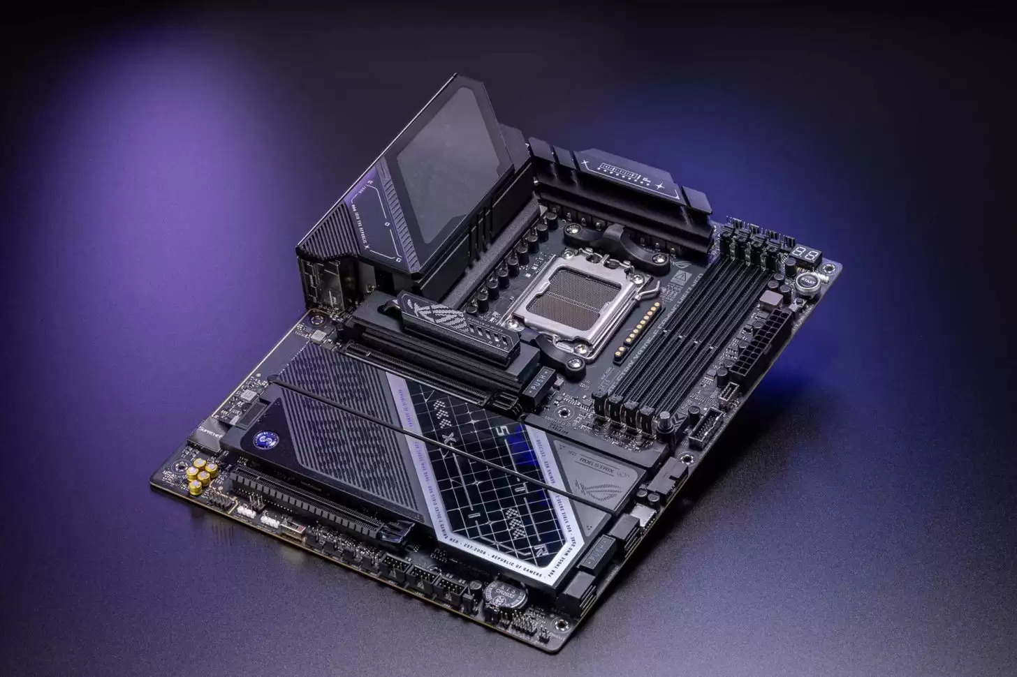 解决显卡 SSD 带宽打架问题，华硕发布 800 系列 NEO 主板