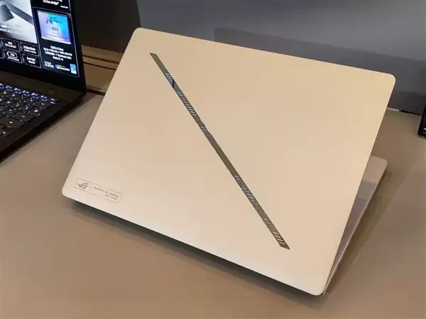 华硕发布ROG幻14/16 Air 2026款:升级星云原画屏、最高RTX 5090