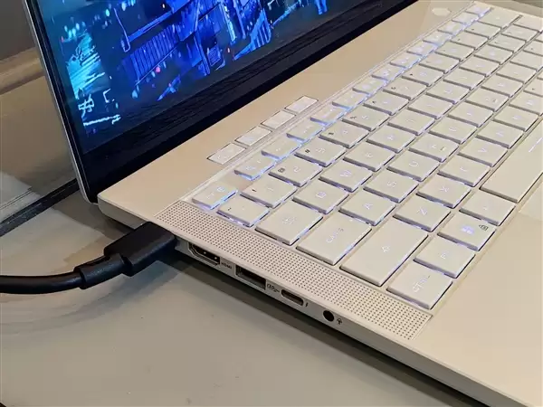 华硕发布ROG幻14/16 Air 2026款:升级星云原画屏、最高RTX 5090