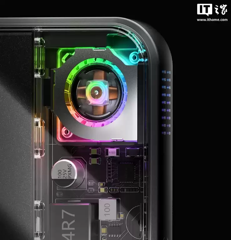 闪极“飓风 3”磁吸移动电源发布：25W 无线充电、RGB 风扇，399 元