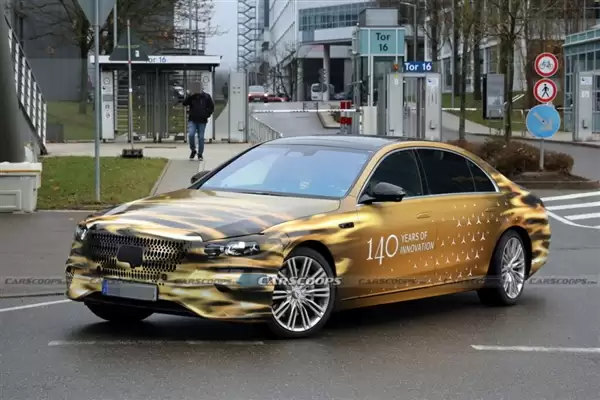 销量不佳奔驰要砍掉EQS!下一代S级燃油、纯电都要卖