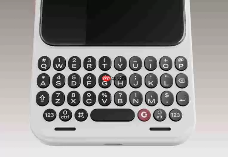 告别虚拟按键！Clicks Communicator实体键盘手机怀旧登场 点燃你的黑莓魂