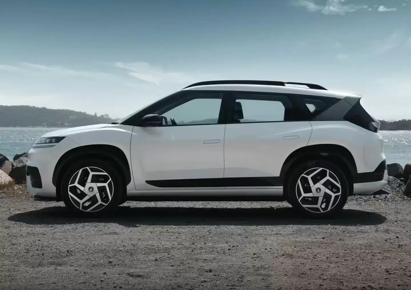 现代“中国特供车”EO玥出口澳大利亚，当地售价却是国内两倍多