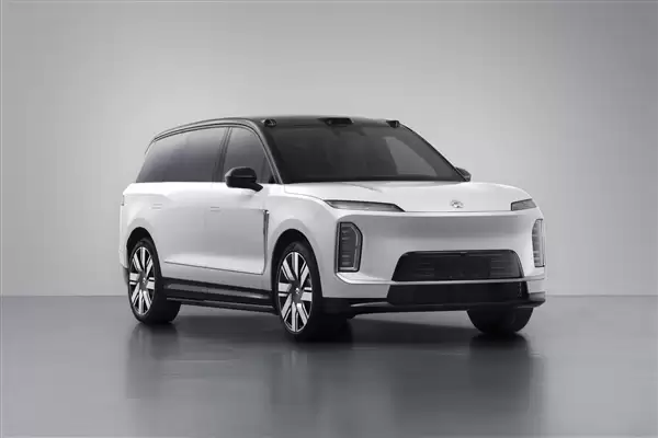 尺寸超越劳斯莱斯库里南!全新ES9申报:蔚来迄今最大新车