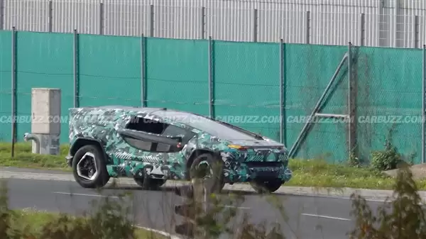 配全球最大挡风玻璃！沙特造车新势力首车首秀：造型太怪异