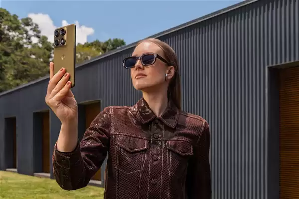 6.99mm影像旗舰!联想moto X70 Air Pro DXO评分出炉:164分并列第六