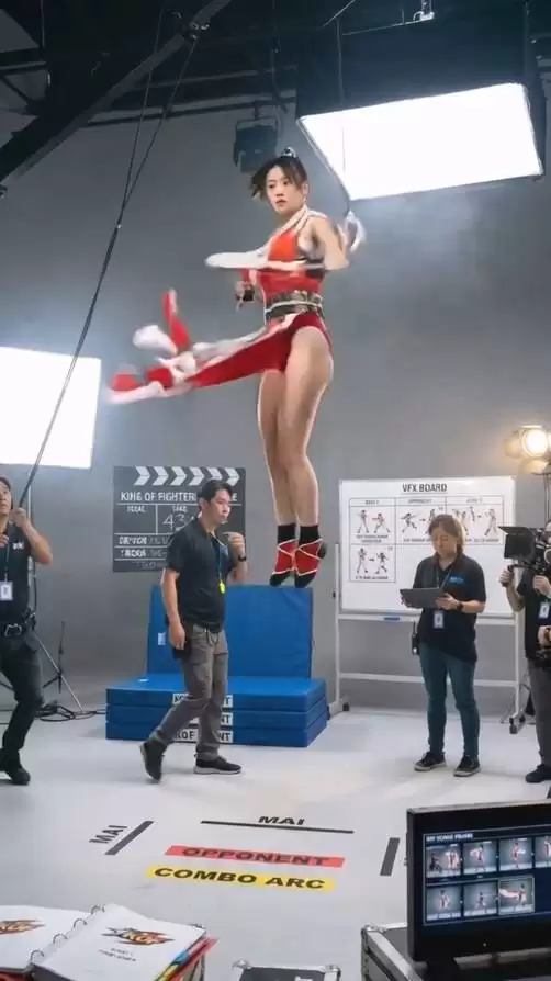 AI生成拳皇真人电影片场曝光 引发虚拟与现实边界热议